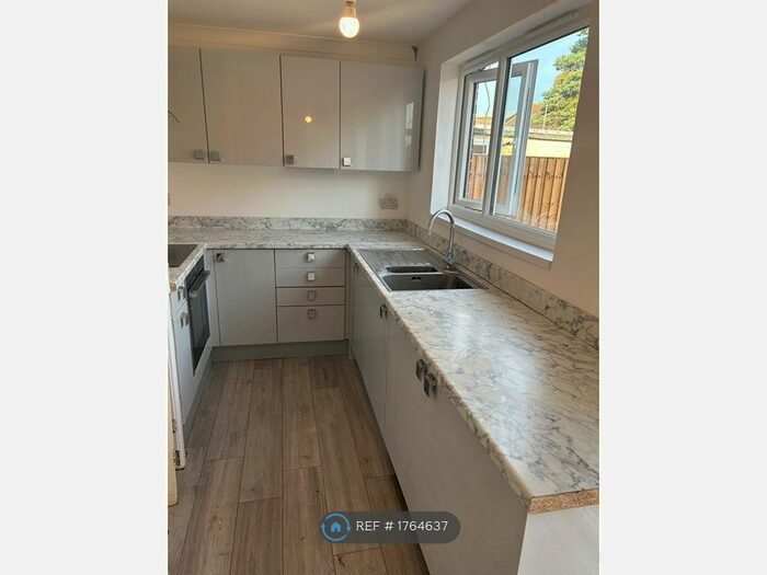 3 Bedroom Terraced House To Rent In Soberton Road, Havant, PO9