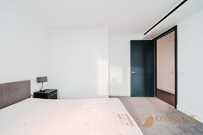 1 Bedroom Flat To Rent In Marsh Wall, Amory Tower, E14