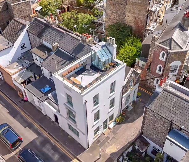 2 Bedroom End Terrace House For Sale In Albert Street, Ramsgate, Kent, CT11