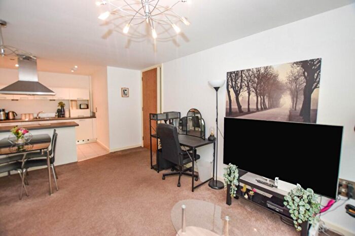 1 Bedroom Flat To Rent In Melia House, Lord Street, Green Quarter, Manchester, M4