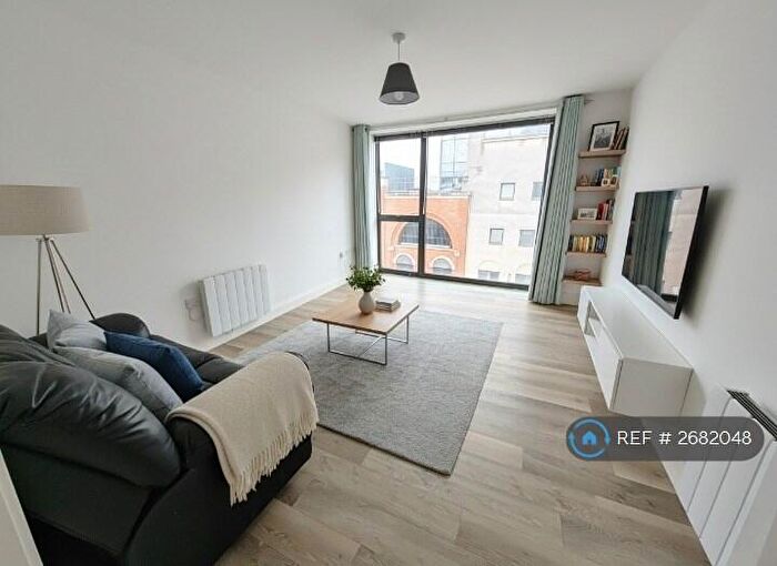 2 Bedroom Flat To Rent In Sydenham Road, Guildford, GU1