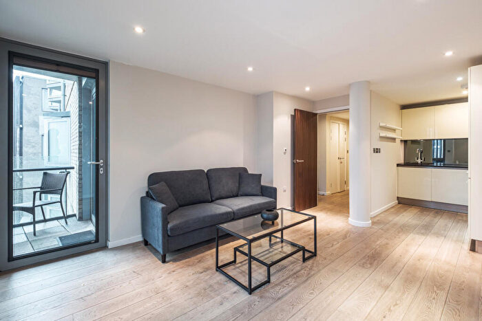 1 Bedroom Apartment To Rent In Blackthorn Avenue, London, N7