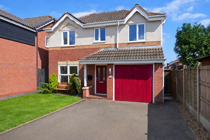 4 Bedroom Detached House To Rent In Greenfield Road, Measham, Swadlincote, DE12
