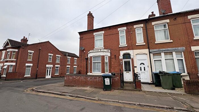 6 Bedroom End Of Terrace House To Rent In Northfield Road, Coventry, CV1
