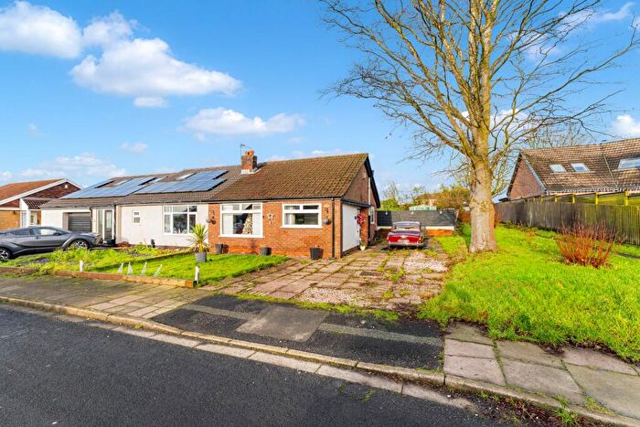 2 Bedroom Semi-Detached Bungalow For Sale In Bee Hive Green, Westhoughton, Bolton, Lancashire, BL5