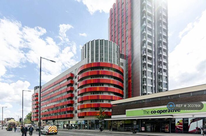 2 Bedroom Flat To Rent In Barking Road, Canning Town, E16