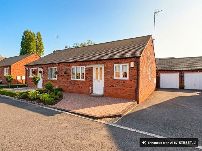 2 Bedroom Semi-Detached Bungalow To Rent In Field Gate Gardens, Glenfield, LE3