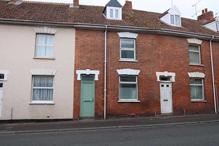 3 Bedroom Town House To Rent In St. Mary Street, Bridgwater, TA6