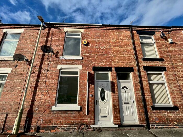 2 Bedroom Terraced House To Rent In Brunton Street / Eastbourne - Darlington, DL1