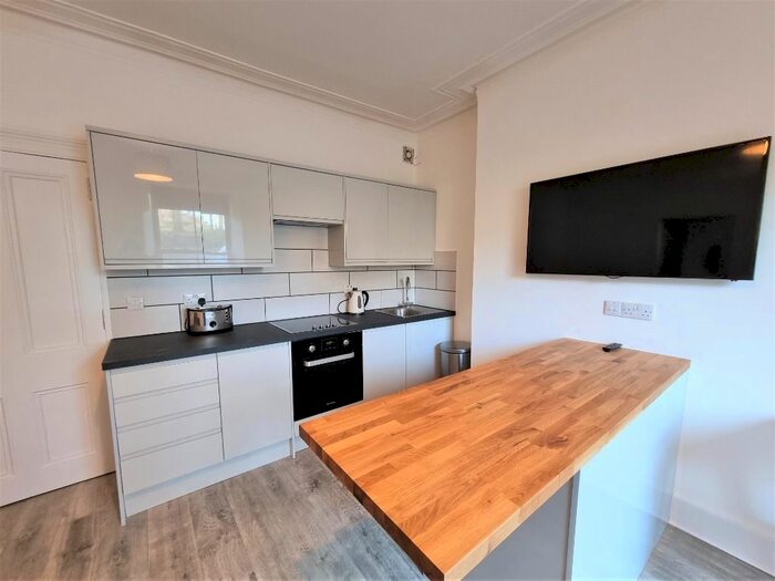 1 Bedroom Flat To Rent In Baker Street, Rosemount, Aberdeen, AB25