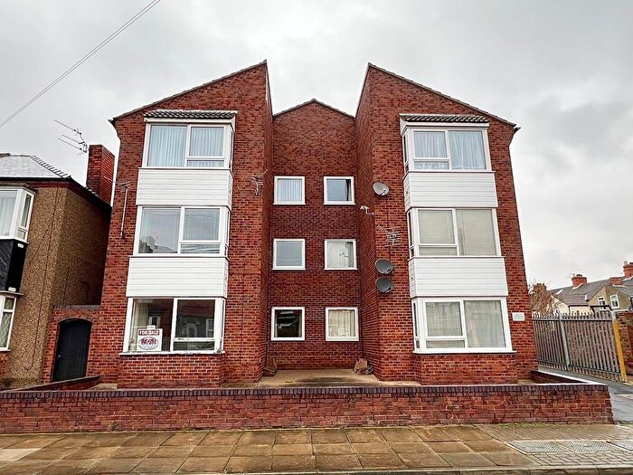 2 Bedroom Flat To Rent In Torrington Street, Grimsby, DN32