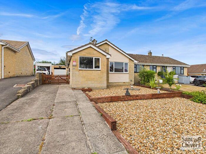 2 Bedroom Semi-Detached Bungalow For Sale In Highfield Road, Peasedown St John, BA2