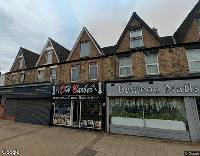 Flat To Rent In A Middlewood Road, Sheffield, S6