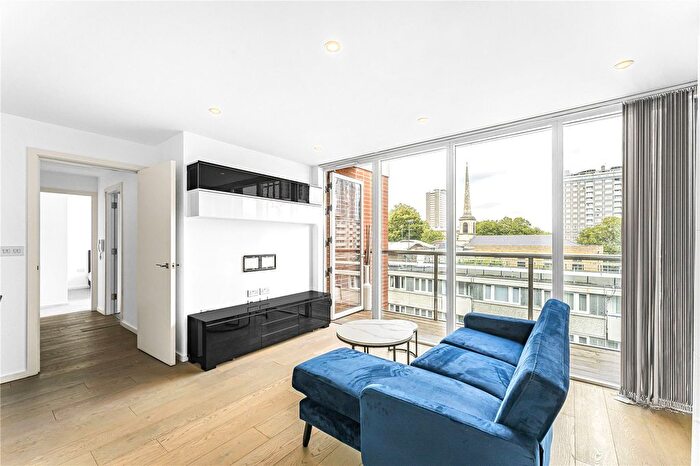 2 Bedroom Flat To Rent In Central Street, London, EC1V