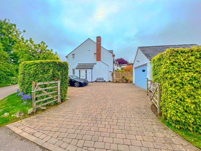 4 Bedroom Detached House For Sale In High Street, Bishopstone, Swindon, SN6