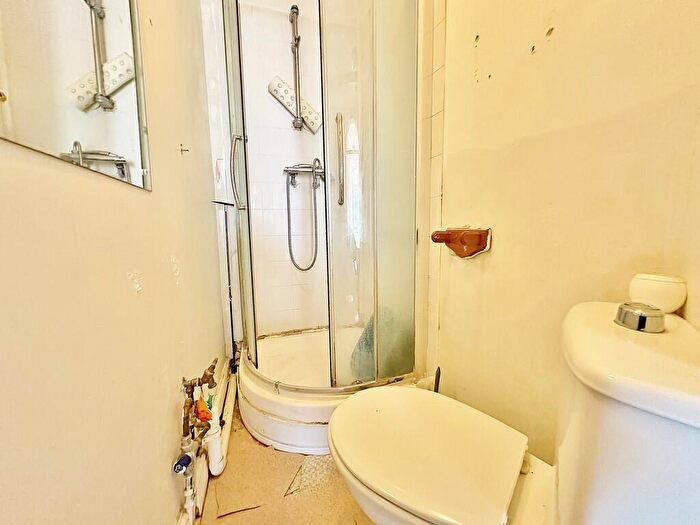 3 Bedroom Terraced House For Sale In Walmer Road, Fratton, PO1