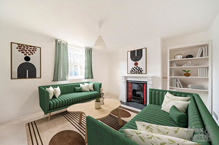 2 Bedroom Flat To Rent In Glengall Road, London, SE15