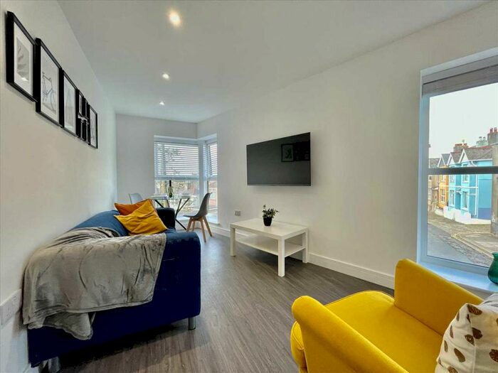 2 Bedroom Apartment To Rent In Winston Avenue, Plymouth, PL4