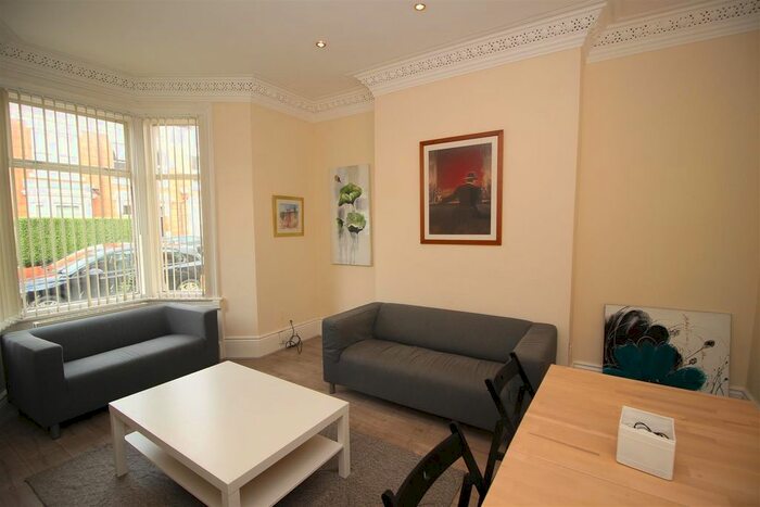 8 Bedroom Terraced House To Rent In Sunbury Avenue, Jesmond, Newcastle Upon Tyne, NE2