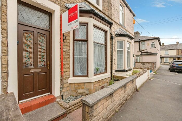 3 Bedroom Terraced House For Sale In Haven Street, Burnley, Lancashire, BB10