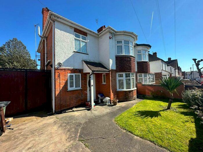 3 Bedroom House To Rent In Overdale Road, Derby, DE23