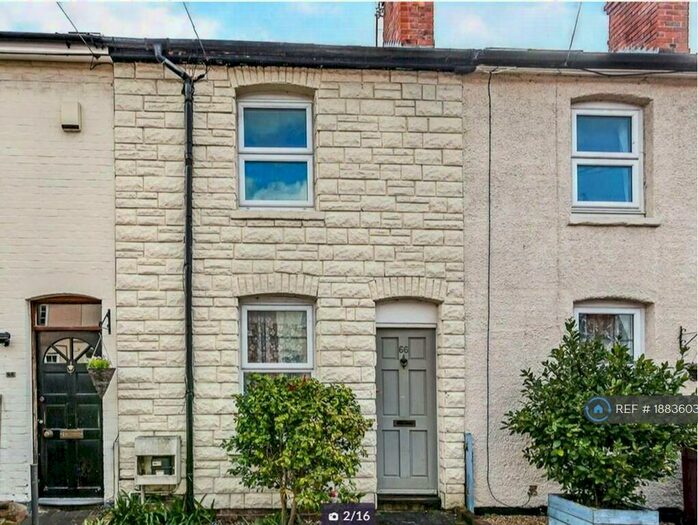 3 Bedroom Terraced House To Rent In York Road, Reading, RG1