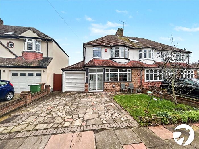 3 Bedroom Semi Detached House For Sale In Parkside, Sidcup, Kent, DA14
