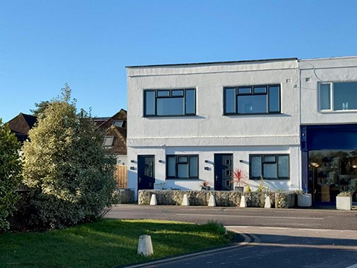 2 Bedroom Flat To Rent In Brand Newly Refurbished Flat, BN12