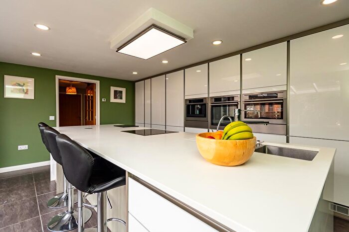 5 Bedroom Detached House For Sale In Newlands Drive, Gedling, Nottingham, NG4