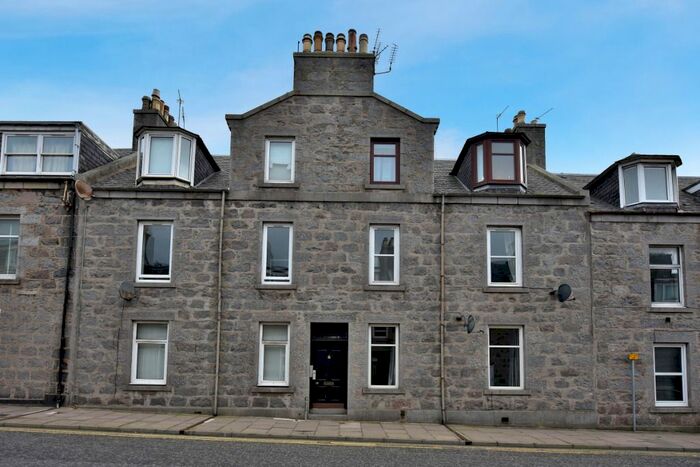 2 Bedroom Flat To Rent In South Mount Street, Aberdeen, AB25