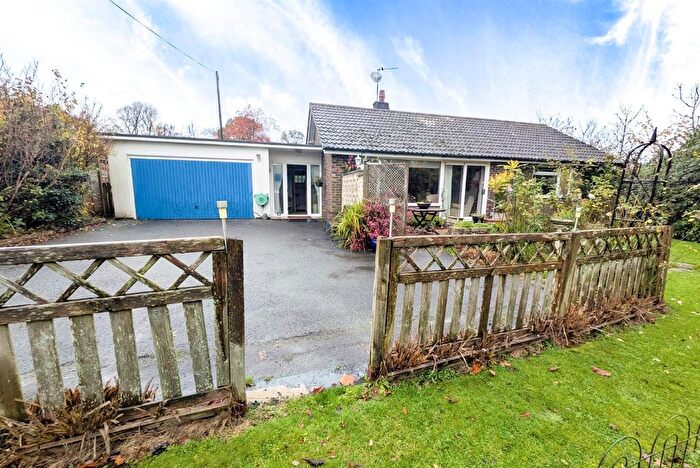 3 Bedroom Detached Bungalow For Sale In Plovers Barrows, Buxted, Uckfield, TN22