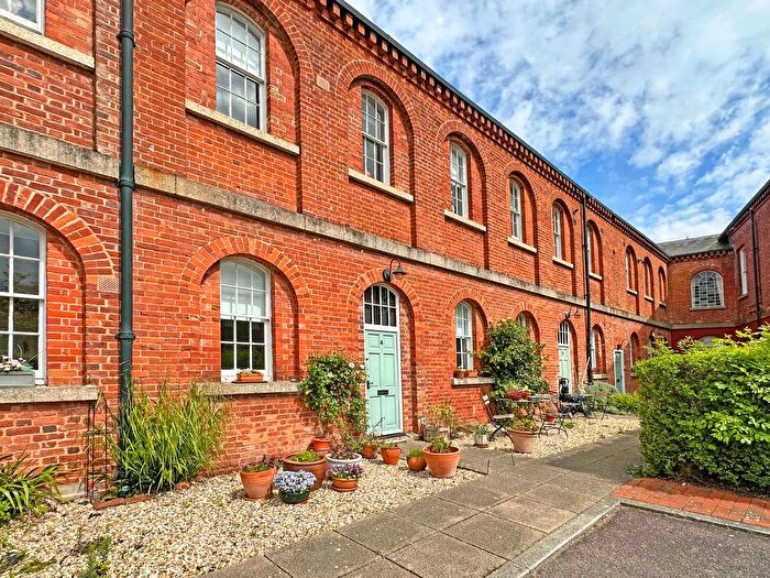3 Bedroom Town House For Sale In Buckland Walk, Exminster, EX6