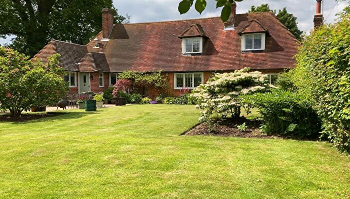 4 Bedroom Character Property For Sale In Great Hampden, Great Missenden, HP16