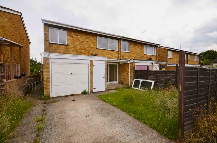 3 Bedroom Semi-Detached House To Rent In Ulster Close, Caversham Park Village, Reading, RG4
