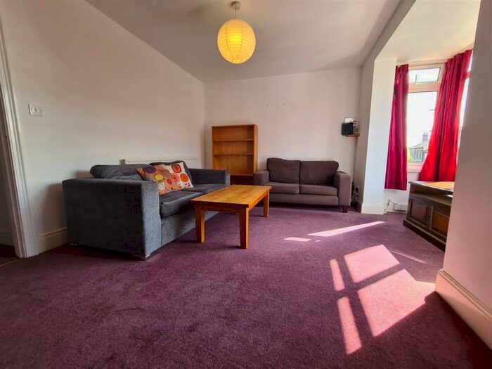 6 Bedroom House To Rent In Rooms At Victoria Road, Cambridge, CB4