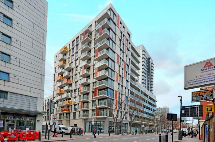 Studio To Rent In Commercial Street, Aldgate, London, E1