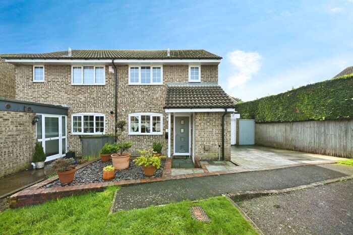 3 Bedroom Semi-Detached House For Sale In Woodlands Close, Peacehaven, BN10