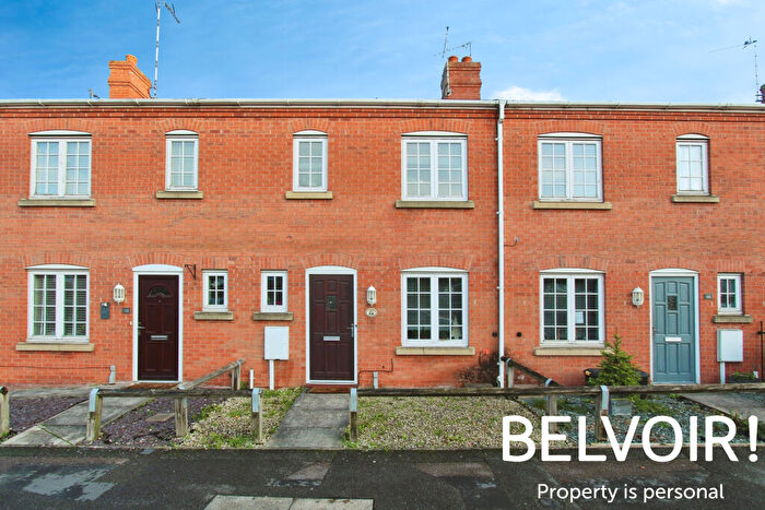 2 Bedroom Town House For Sale In Station Road, Castle Donington, Castle Donington, DE74