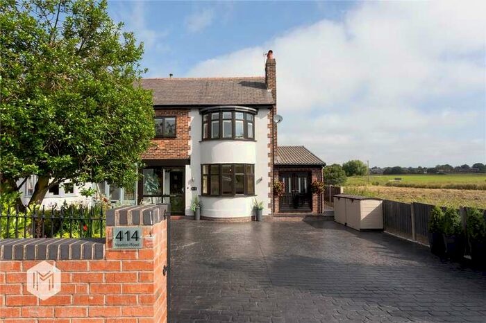 3 Bedroom Semi-Detached House For Sale In Newton Road, Lowton, Warrington, WA3