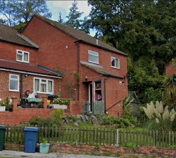 3 Bedroom End Of Terrace House To Rent In Cotswold Way, High Wycombe HP13