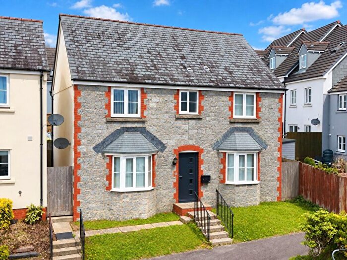 4 Bedroom Detached House For Sale In Lewis Way, St Austell, PL25