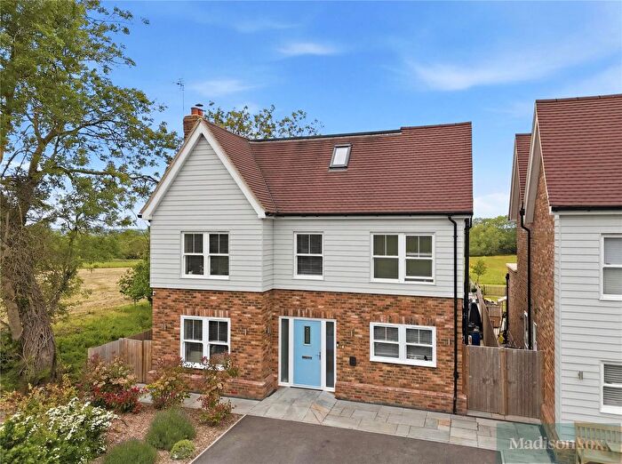 5 Bedroom Detached House For Sale In Grove Lane, Chigwell, Essex, IG7