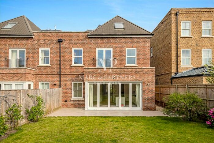 5 Bedroom Semi-Detached House To Rent In Barrons Chase, Richmood, C Eton Street, Richmond, TW10