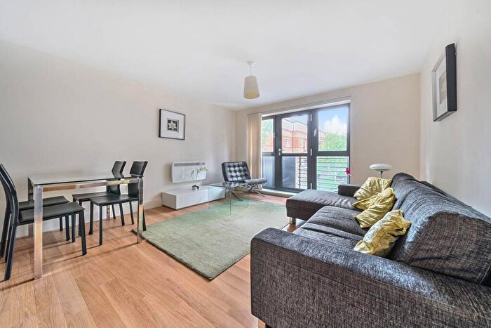 1 Bedroom Flat For Sale In Spa Road, Bermondsey, London, SE16