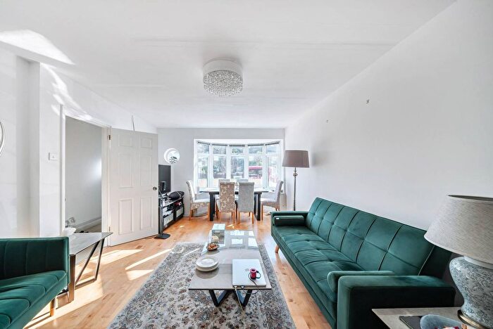 3 Bedroom Semi-detached House For Sale In Lock Road, Ham, Richmond, TW10