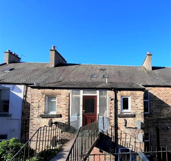 2 Bedroom Flat To Rent In Mid Street, Bathgate, EH48