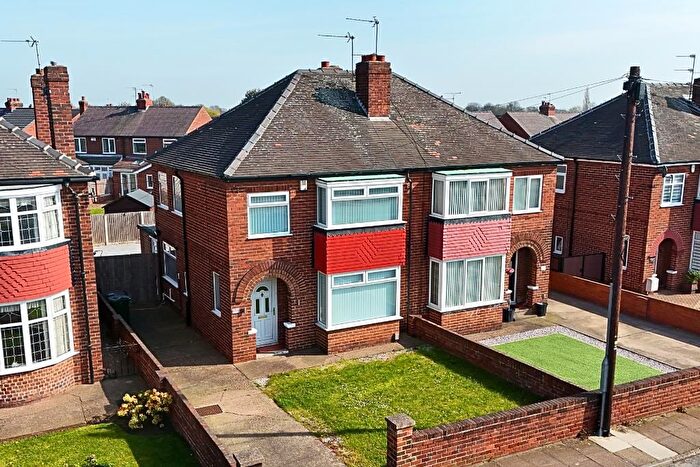 3 Bedroom Semi Detached House For Sale In Warmsworth Road, Doncaster, DN4