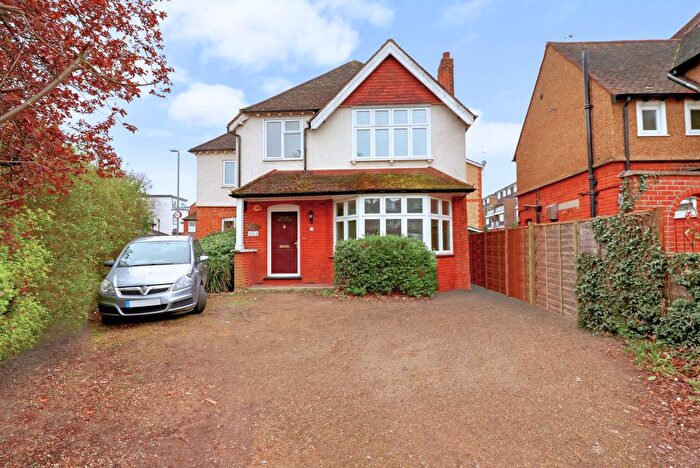 4 Bedroom Detached House To Rent In Berrylands Road, Surbiton, KT5
