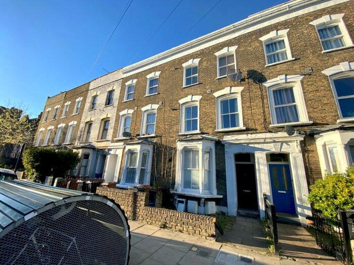 2 Bedroom Flat To Rent In Clonbrock Road, Stoke Newington, N16