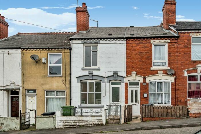 2 Bedroom House To Rent In Hellier Street, Dudley, DY2